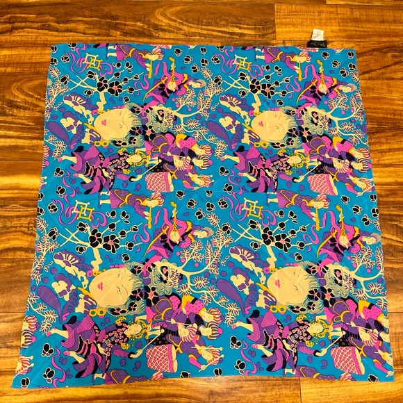 Neiman Marcus Accessories - Vintage $390 DIANE FREIS Silk Scarf